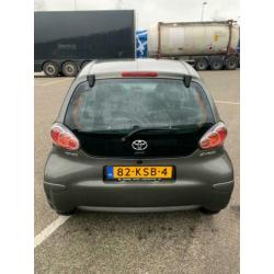 Toyota Aygo 1.0-12V Aspiration Green NIEUW APK 17-02-2021