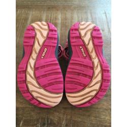 Teva slippers mt 26