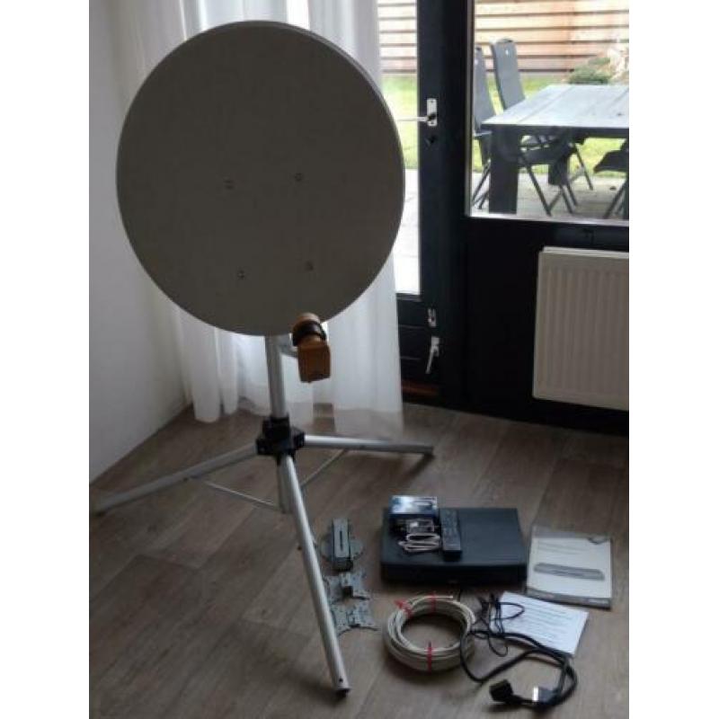 Schotelantenne voor op de camping