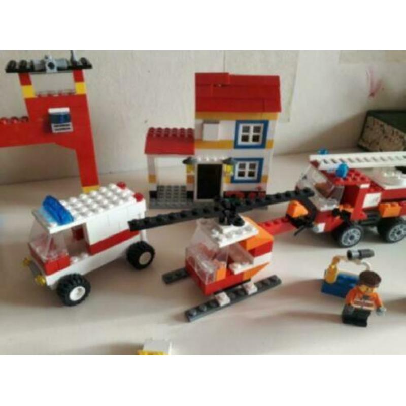 Lego 6164 rescue building set