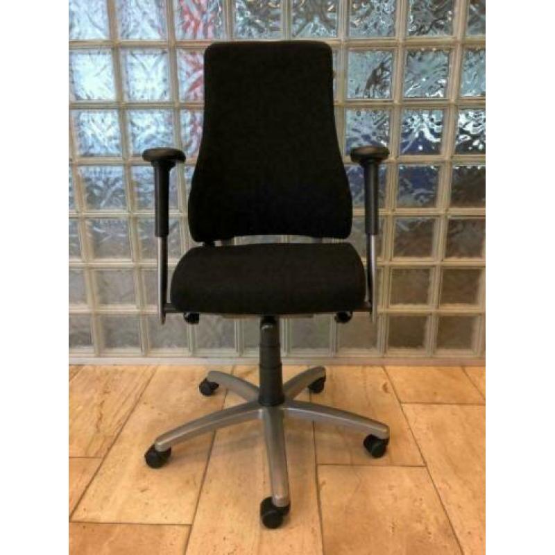 BMA Axia MAX 24u Bureaustoelen, Zwarte stof, hoge rug