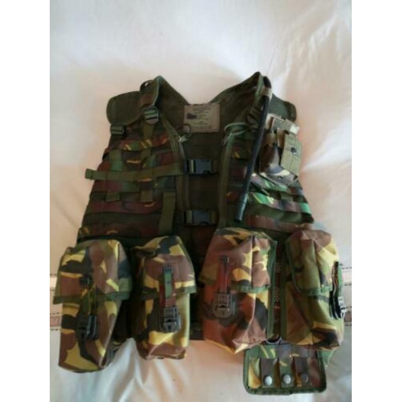 Ops vest woodland als nieuw