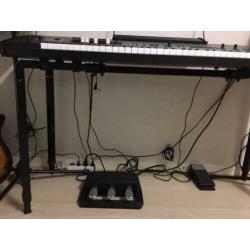 Roland VR700 stage orgel, piano,synthesizer