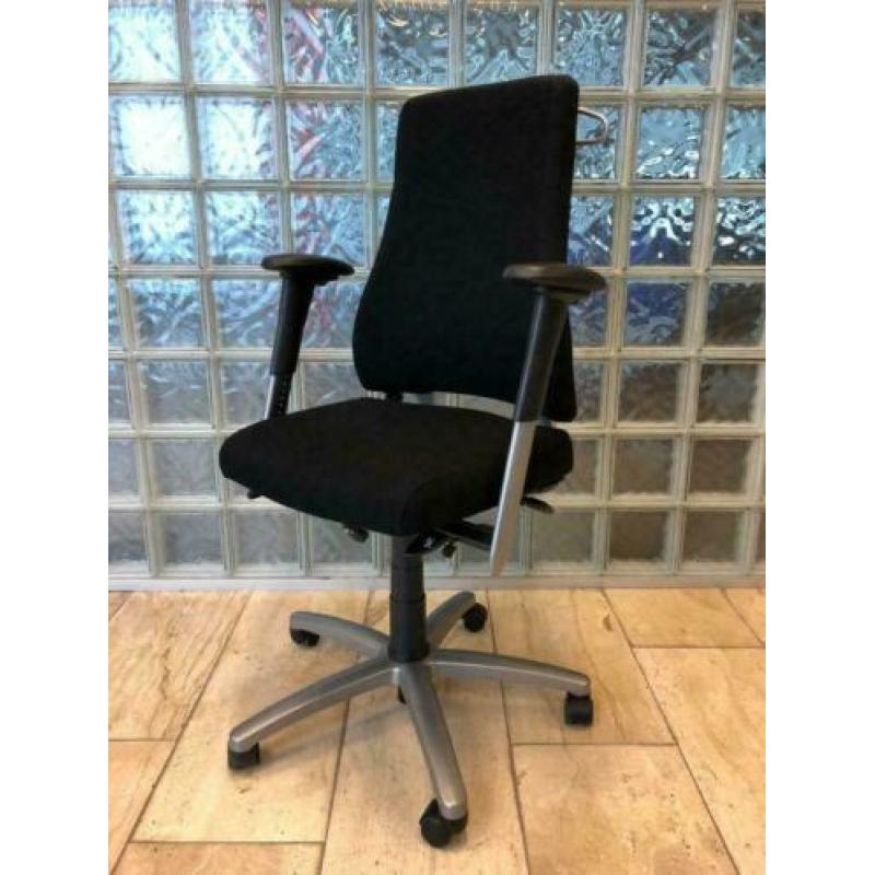 BMA Axia MAX 24u Bureaustoelen, Zwarte stof, hoge rug