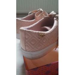 Super gave sneakers van tory burch 38