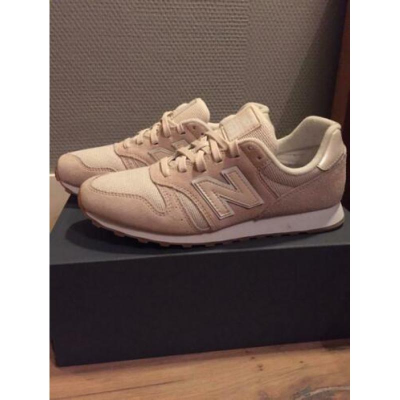 Nieuw in doos! NB new balance mt 40