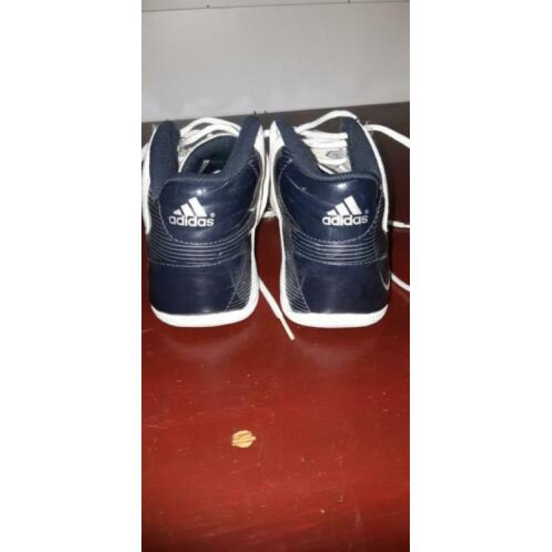 Adidas sportschoenen hoog maat 36