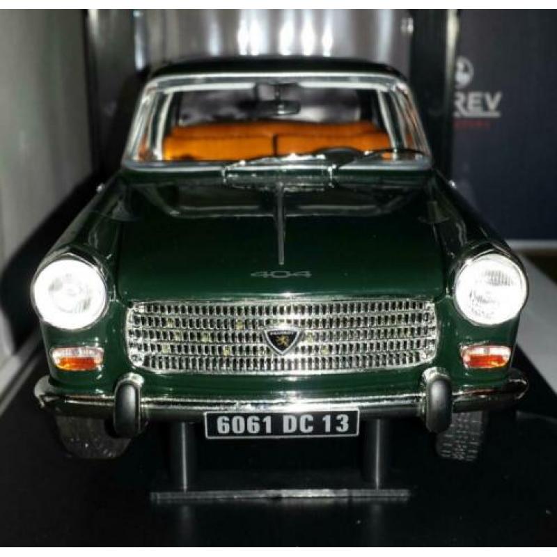 Norev 1:18 groene Peugeot 404 1965 D nieuw in verpakking