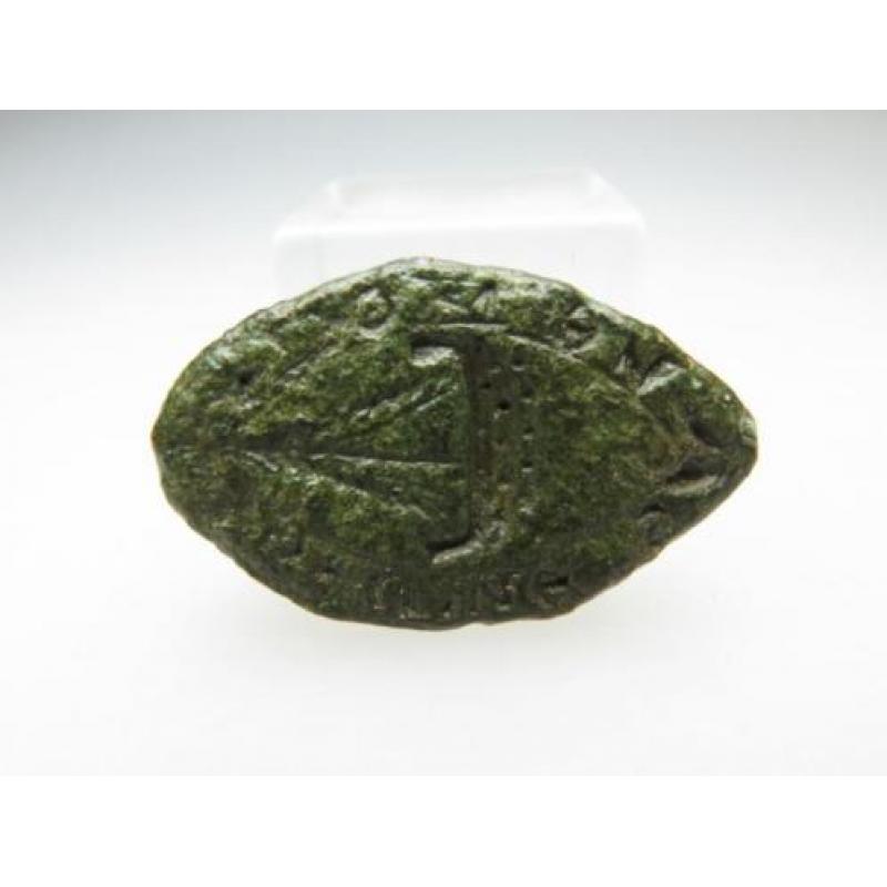 Late medieval bronze navigator seal stamp