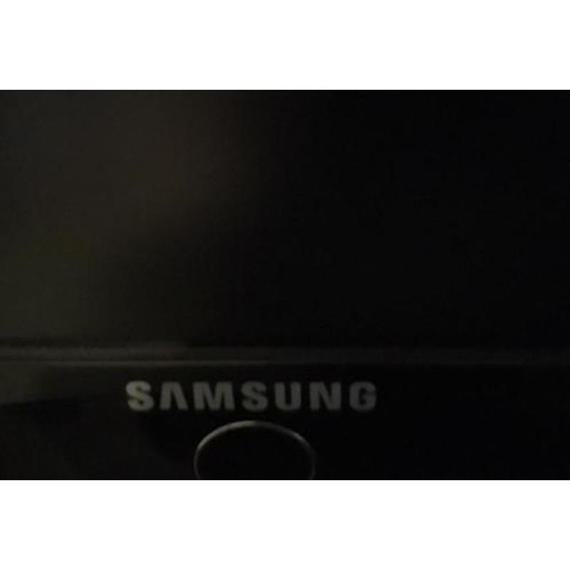 Flatscreen tv Samsung Lcd 22inch I.z.g.s(gebruiksaanwijzing)