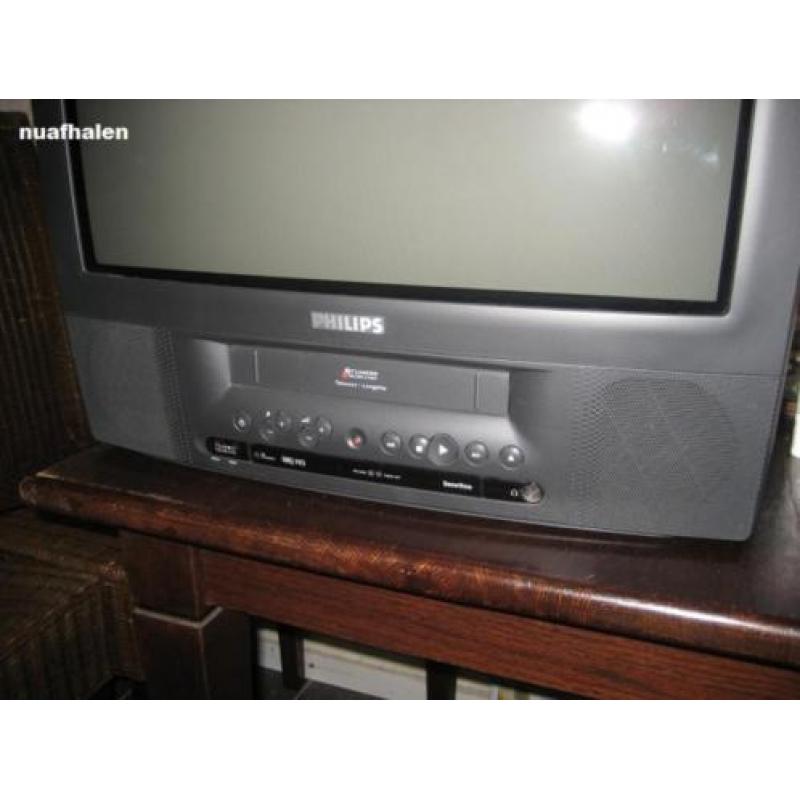 Tv met VHS Philips prima werkend + afst.b. nuafhalen 10,-