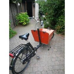 Toffe, praktische, stoere bakfiets te koop