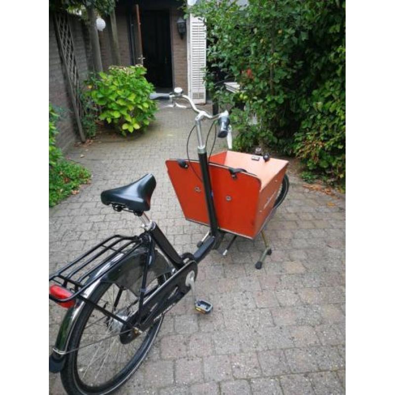 Toffe, praktische, stoere bakfiets te koop