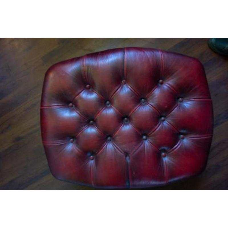 leren hocker Chesterfield model