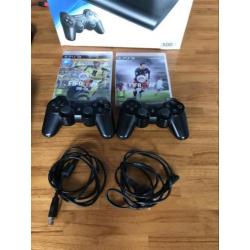 Ps3 500GB met 2 controles en FIFA 16,17