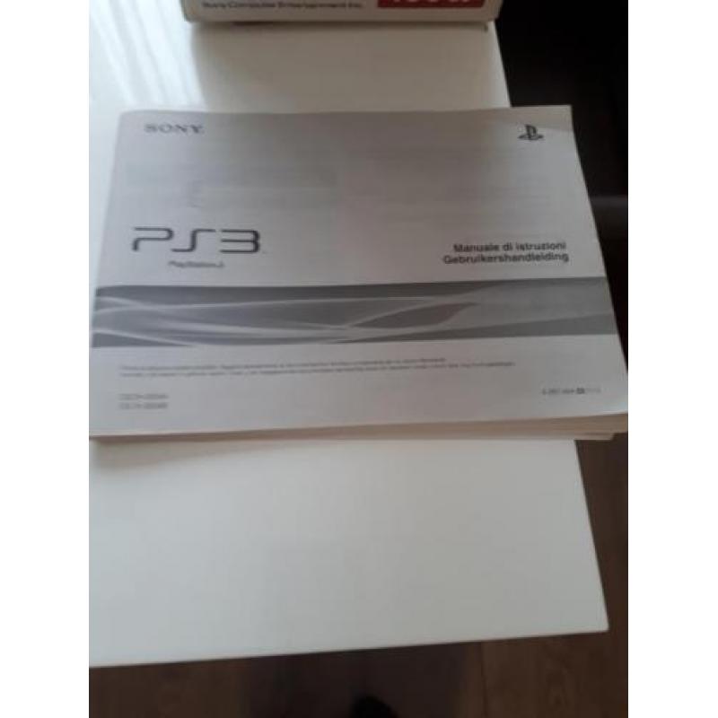 PS3 160gb met 3 controllers