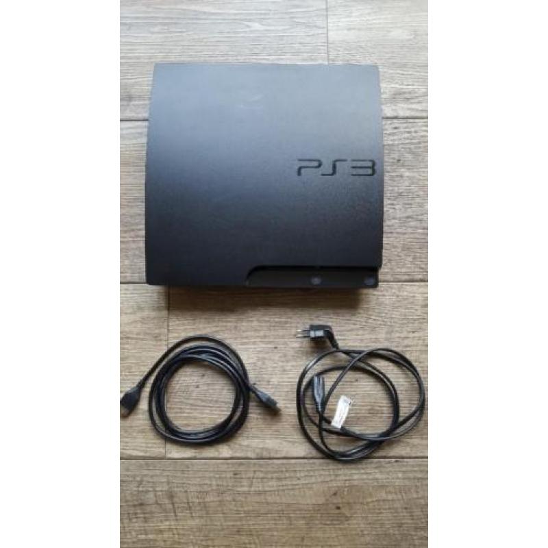 Playstation 3 INCLUSIEF 15 games + 2 controllers