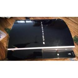 PS3 phat 120gb +2 controllers +6 games