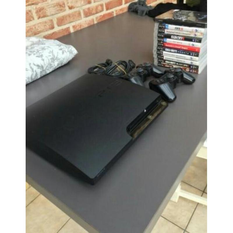 Playstation 3 met 2 Controllers & 11 Games